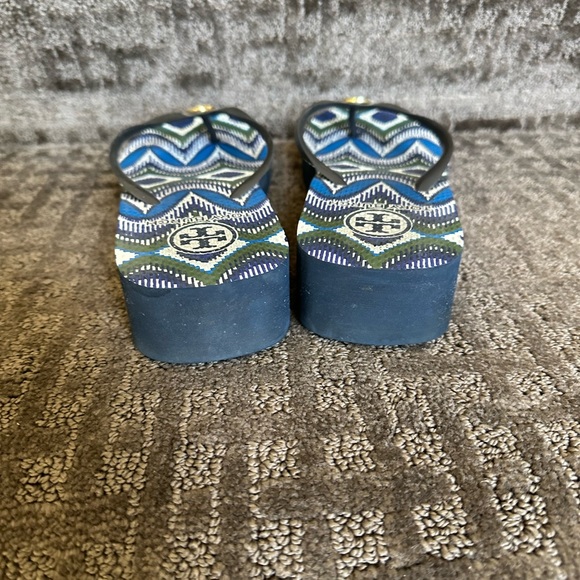 Tory Burch flip flops - Picture 3 of 9